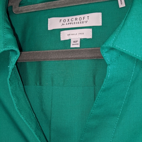 Foxcroft Green button up blouse Sz 16P - Picture 3 of 3